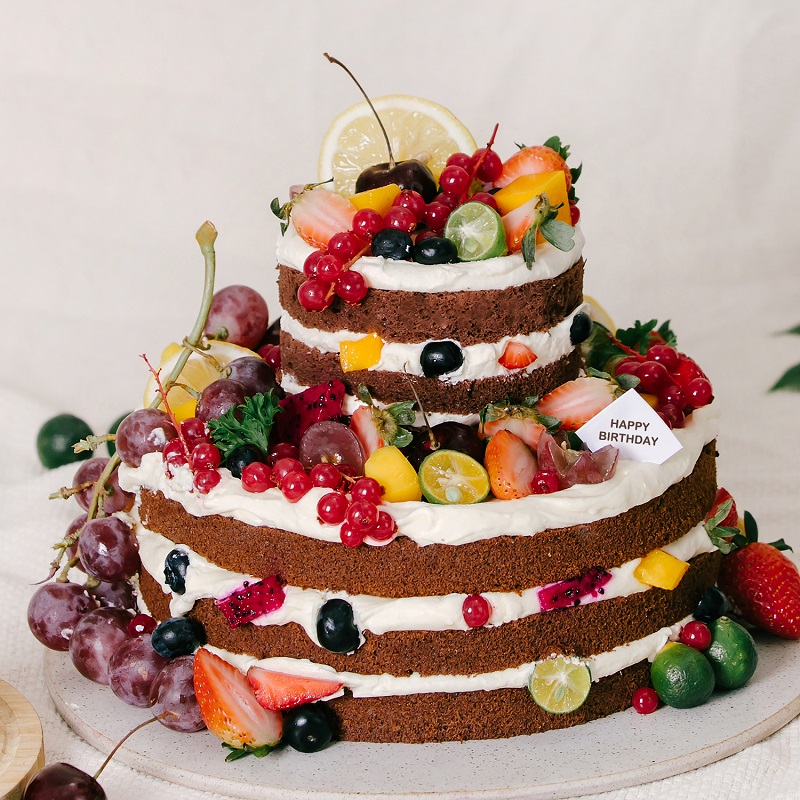 热带丛林双层巧克力水果蛋糕